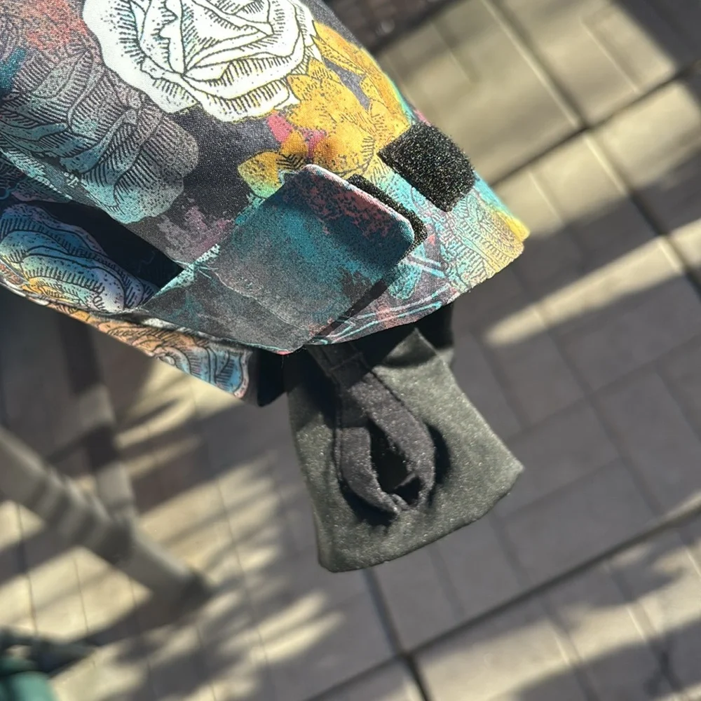 ROXY Ski Jacket - Picture 7 of 8